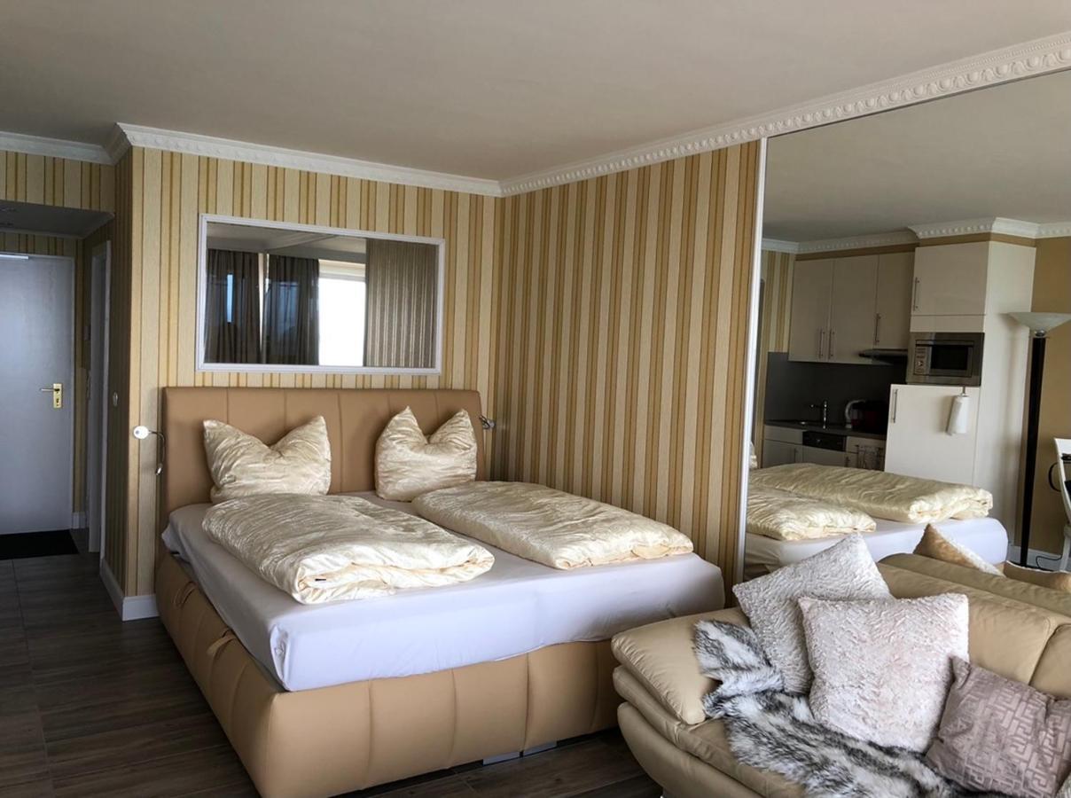 Tiffanys Ferienapartments In Der Privatresidenz Des Plaza Premium Hotel ทิมเมนดอร์เฟอร์ ชตรันด์ ภายนอก รูปภาพ